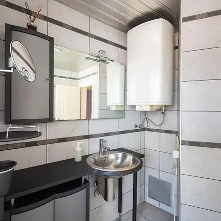 Promenade Rooftop Flat Апартаменти *